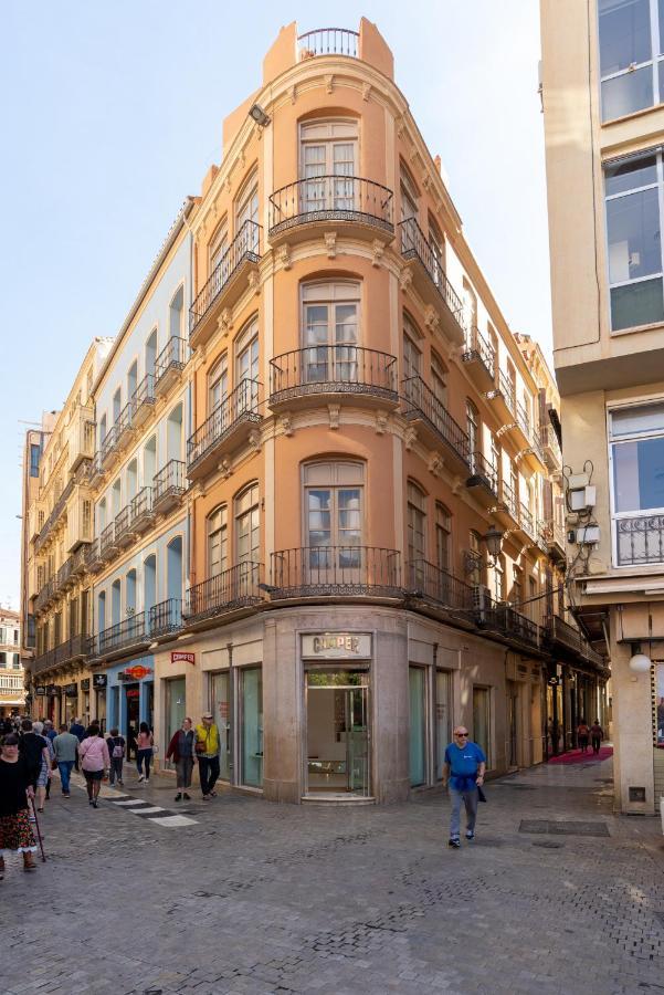 Апартаменты Urbe10 Plaza De La Constucion Premium Loft Малага Экстерьер фото